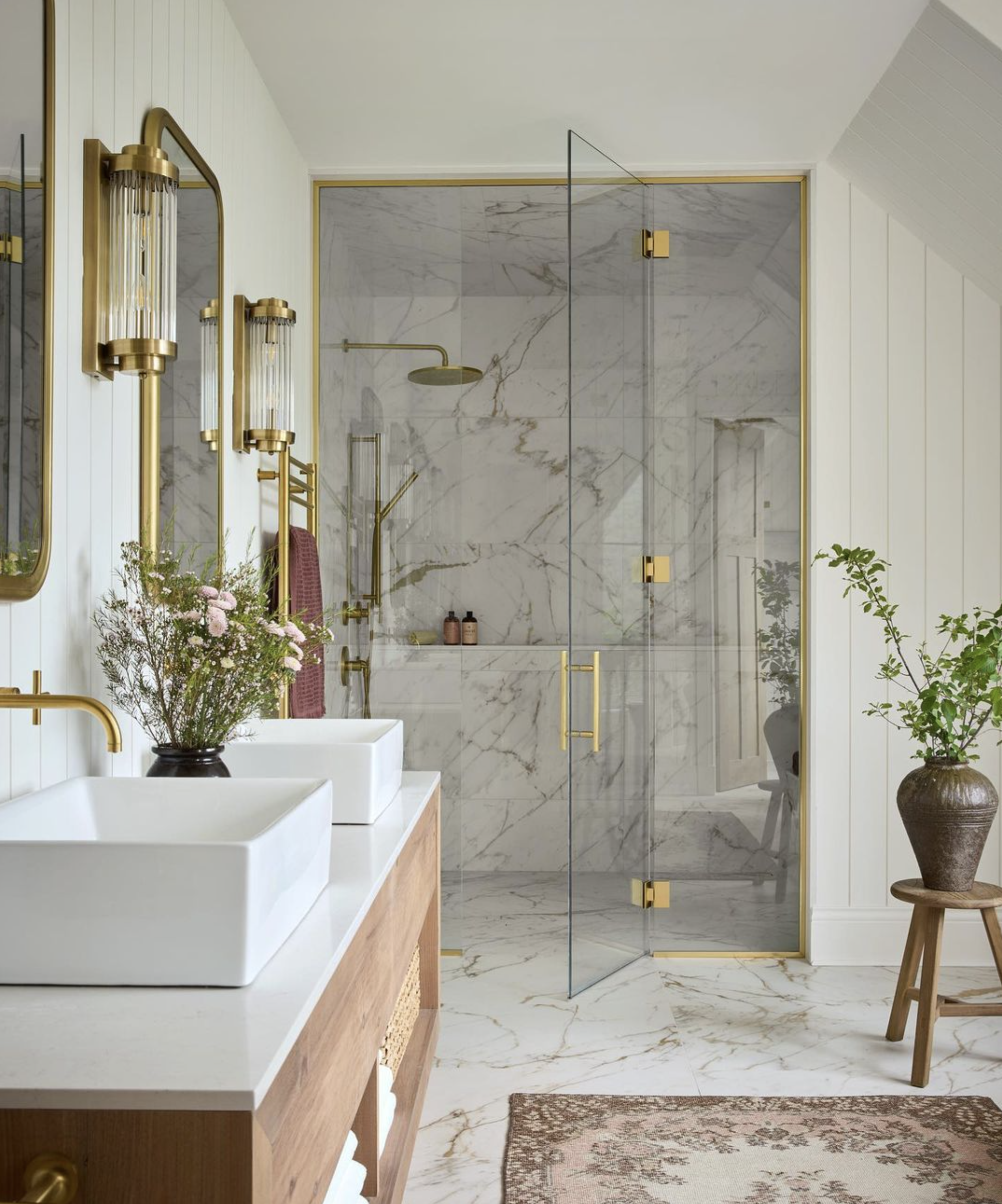 StoneCraft Kitchen & Bath | Tub & Shower Surrounds Elevate your experience with our meticulously crafted natural stone surrounds, expertly tailored to complement any style or aesthetic.