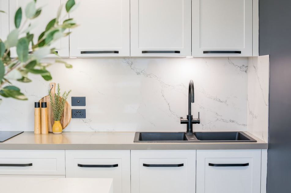 StoneCraft Kitchen & Bath | Support We're here to help your remodel as stress free as possible. If you have any questions about payment, your project with us, or any general inquires call us anytime, or reach out to our support email. 