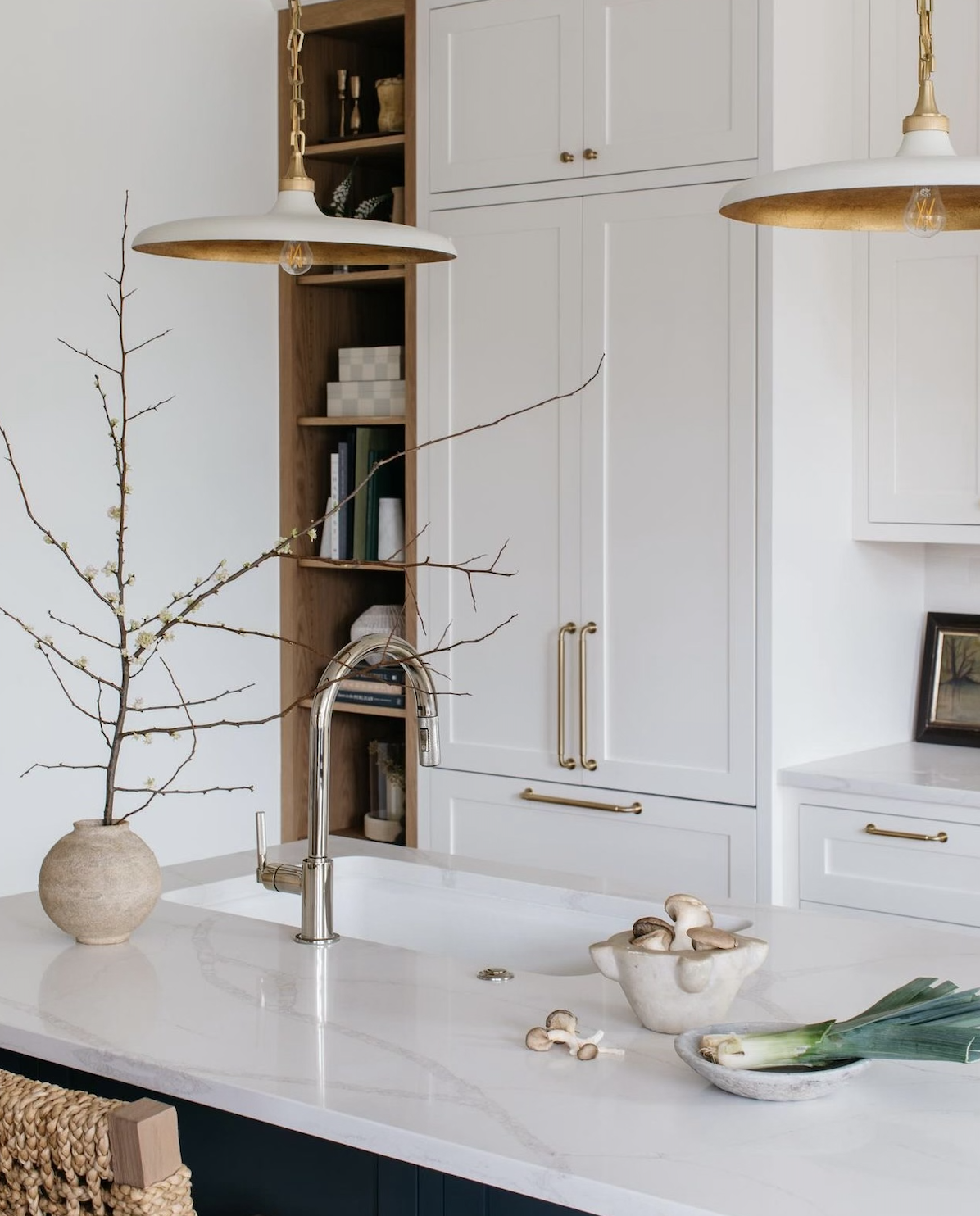 StoneCraft Kitchen & Bath | Backsplash | Beautiful Backsplash Remodeling 150 Designs A beautiful backsplash can transform your kitchen or bathroom, adding style and personality while protecting your walls. Enhance your kitchen or bathroom with a stunning backsplash that combines style and functionality. At StoneCraft Kitchen & Bath, we specialize in custom backsplash designs, offering a wide range of materials, patterns, and finishes to elevate your space. Whether you’re looking for a modern tile backsplash or a timeless design, we’ll help you create the perfect focal point for your home.